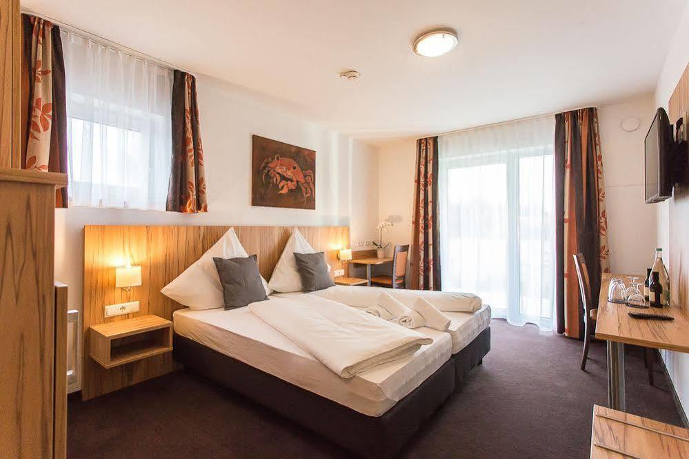 Schaefer Boardinghouse Aparthotel Groebenzell Ngoại thất bức ảnh